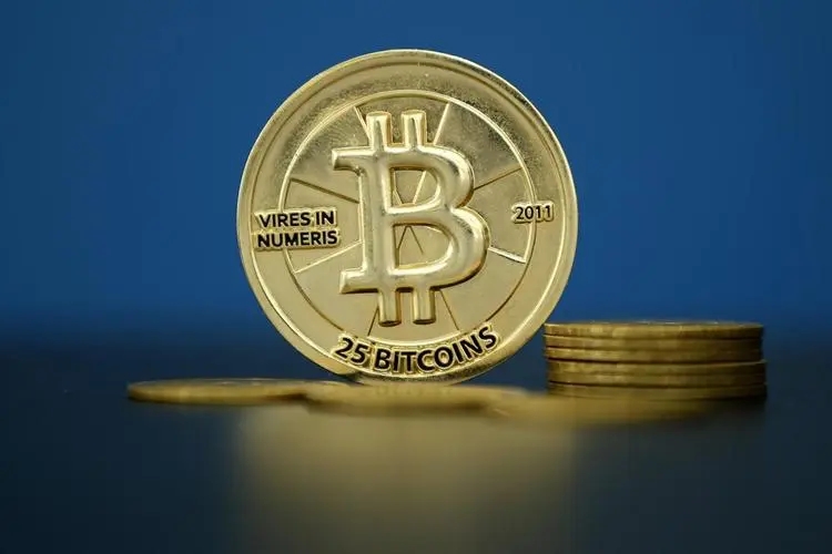 挖比特币是怎么回事 | 比特币挖矿原理和盈利模式解析
